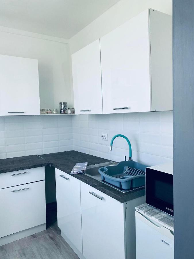 Апартаменты Charles Apartman Балатонфюред Экстерьер фото